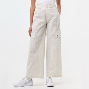 Nike air Jordan Essentials Women's off white Utility Pants